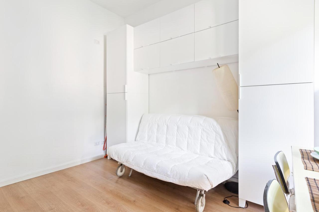 Milano Famagosta Cosy Studio Εξωτερικό φωτογραφία